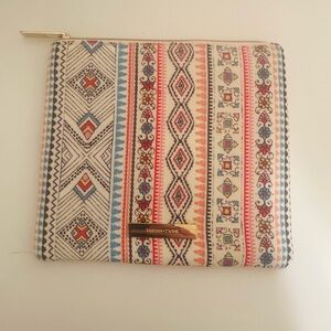 Tartan + Twine Boho Tribal Print Cosmetic Bag Zipper Pouch Travel Makeup Case